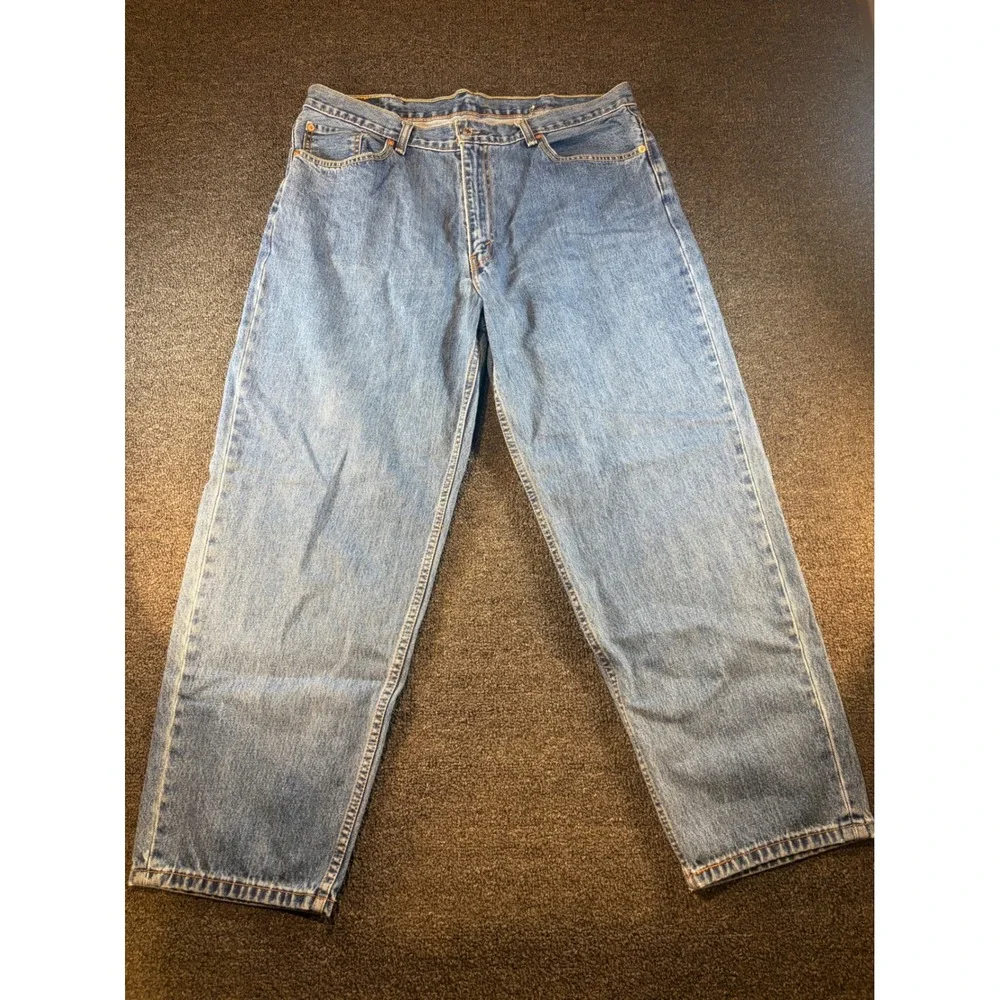 Levis levi 560